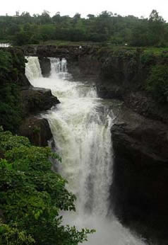 Randha Falls 